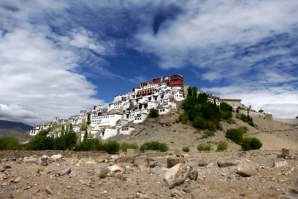 Thiksey gompa eller thiksey kloster — Stockfoto