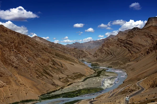 Himalayan natursköna. Zanskar dalen — Stockfoto
