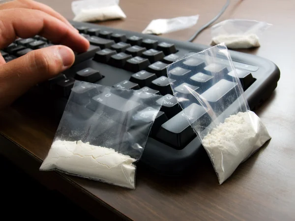 Cyber handlarza narkotyków — Zdjęcie stockowe
