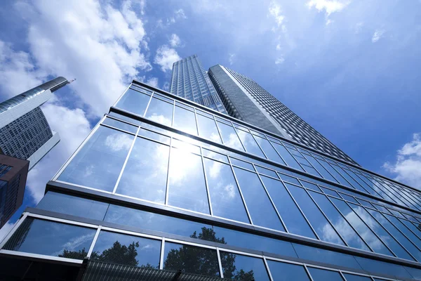 Felhőkarcoló építése, üzletközpont — Stock Fotó