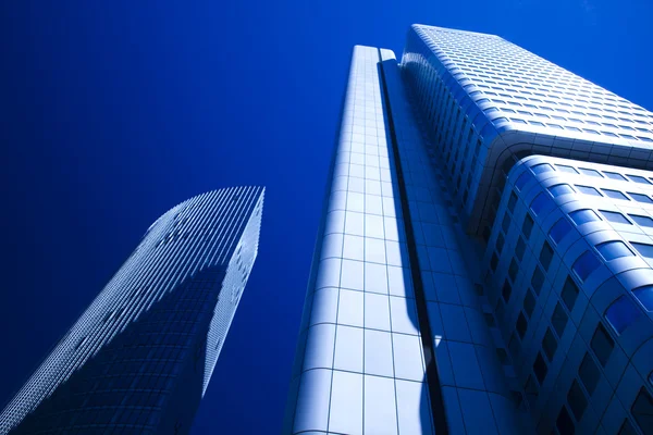 Wolkenkratzer aus Glas, Geschäftszentrum — Stockfoto