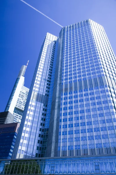 Skleněné mrakodrapy, obchodní centrum — Stock fotografie