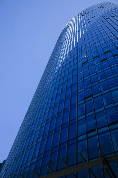 Glazen wolkenkrabbers, zakencentrum — Stockfoto