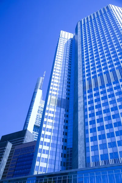 Modernes Gebäude des Geschäftszentrums — Stockfoto