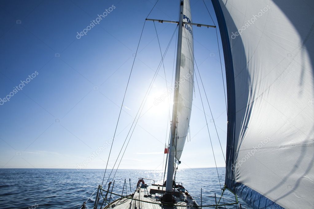 Sailing detail
