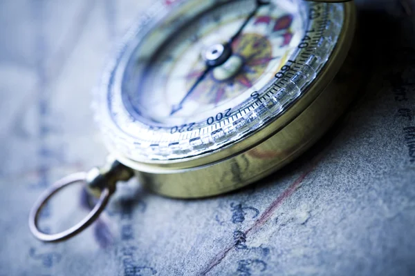 Стара карта з компасом — стокове фото