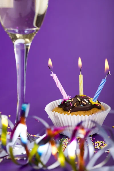 Sorprese di compleanno Cupcake — Foto Stock