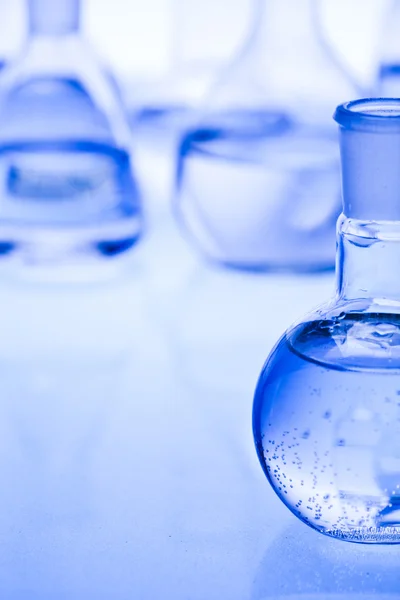 Kimya laboratuar cam malzemeleri — Stok fotoğraf