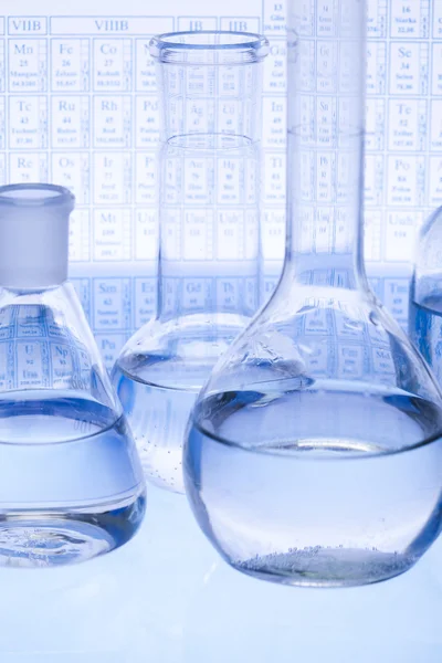 Modré chemie lahvičky — Stock fotografie