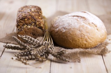 Kepekli ekmek, çeşitli