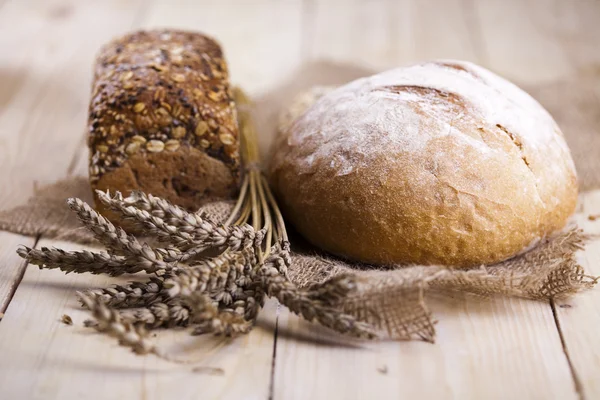 Variété de pain de blé entier — Photo
