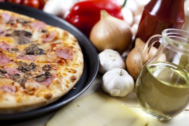 lezzetli İtalyan pizza