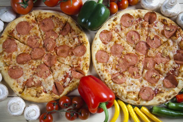 이탈리아 사람들의 피자 — 스톡 사진
