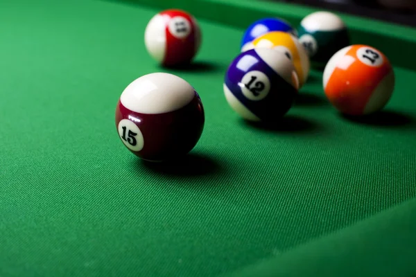 Playing pool — Stock Photo, Image