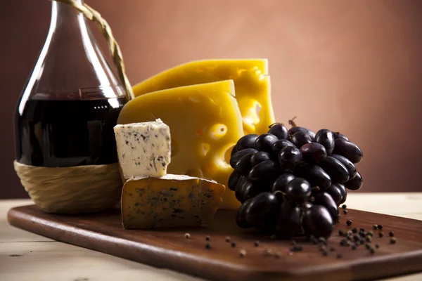 Brânză și vin — Fotografie, imagine de stoc