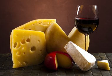 Peynir ve Şarap