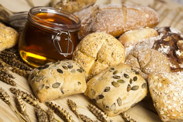 Variedade de pão — Fotografia de Stock