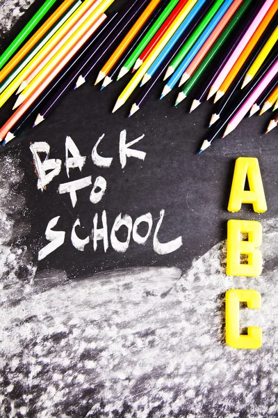 Επιγραφή σε ένα μαυροπίνακα σχολείο, επιστροφή στο σχολείο — Φωτογραφία Αρχείου