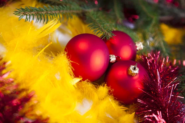 安物の宝石、クリスマス ツリー — ストック写真