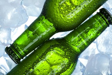 Green bottle of beer clipart