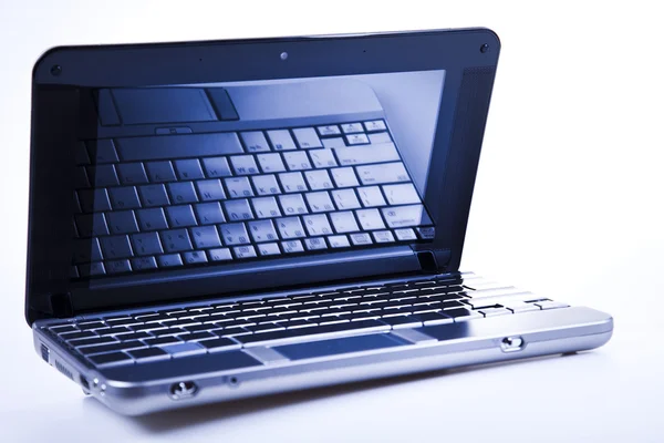 Laptop PC over background — Stock Photo, Image