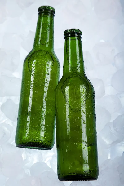 Botella de cerveza fría — Foto de Stock