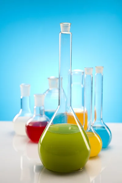 다채로운 연구 실험실의 장비 — 스톡 사진