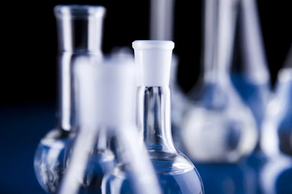 Modré chemie lahvičky — Stock fotografie