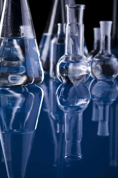 Attrezzature chimiche, vetreria di laboratorio — Foto Stock