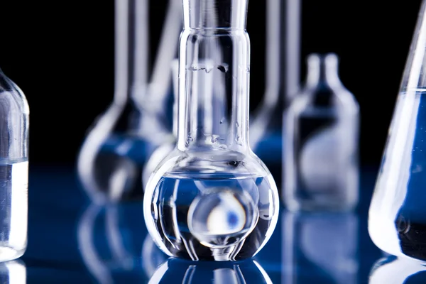 Chemie apparatuur, laboratoriumglaswerk — Stockfoto