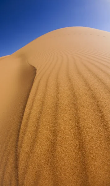 Deșert de nisip cu Dunes în Maroc, Merzouga — Fotografie, imagine de stoc