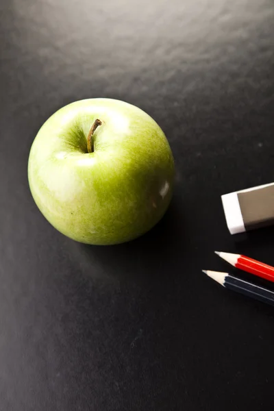 Apple and education — Stock Photo, Image