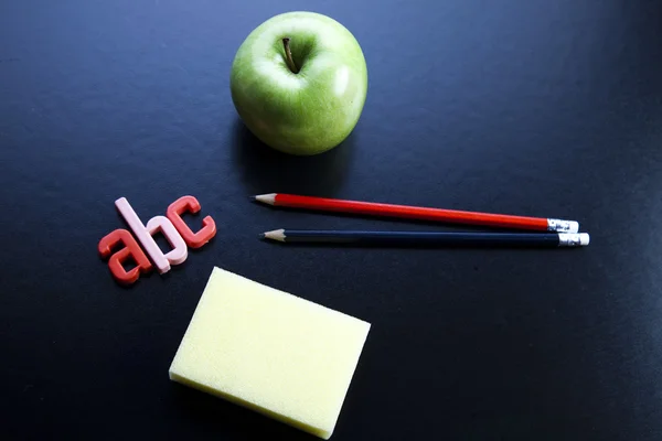 Jablko, školní koncepce — Stock fotografie