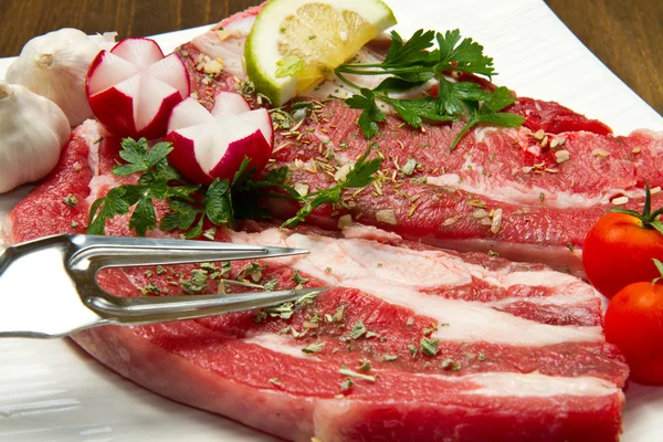 Carne, manzo crudo — Foto Stock