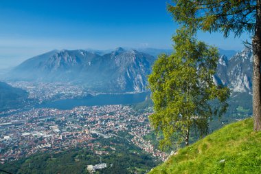 Lecco aereal görünümü