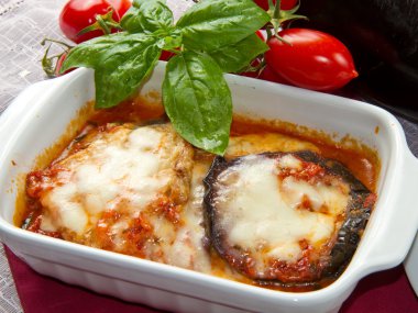 Eggplant parmesan clipart