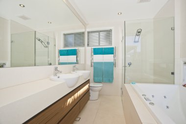 Şık modern bathoom