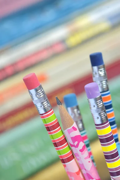 Vértes színes ceruzák — Stock Fotó