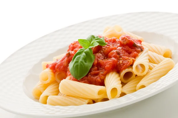Pasta with Tomato Sauce and Basil — Stock Photo, Image