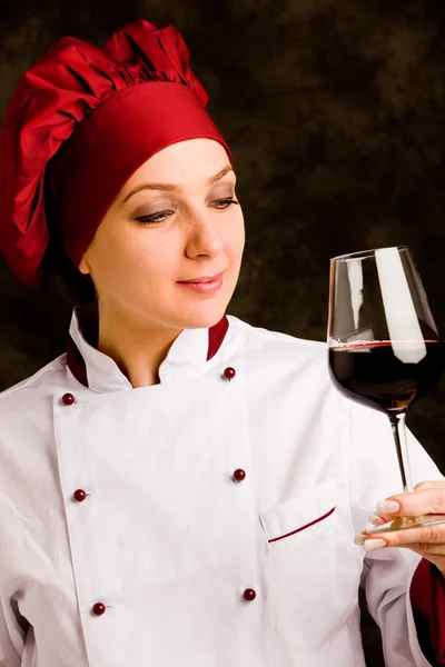 Šéfkuchař somelier s vínem — Stock fotografie