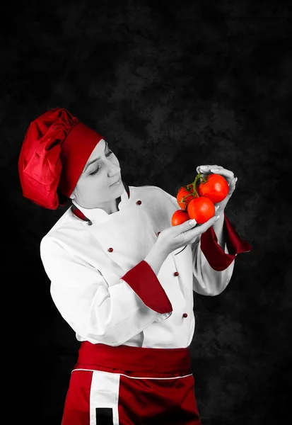 Chef is controlling tomato quality — Stock Photo, Image
