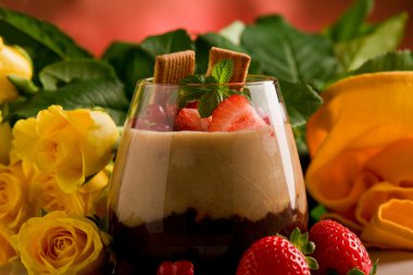 Fındıklı çikolata mousse