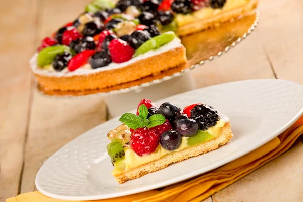 Pie with fruits — Stock Photo, Image