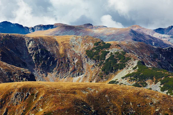 Krajina s parang pohoří v Rumunsku — Stock fotografie