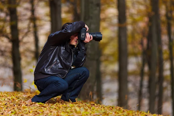 Fotógrafo de natureza profissional — Fotografia de Stock