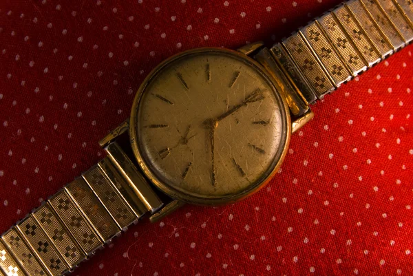 Vintage golden wristwatch — Stock Photo, Image