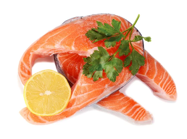 Bistecche di pesce rosso con limone e prezzemolo — Foto Stock