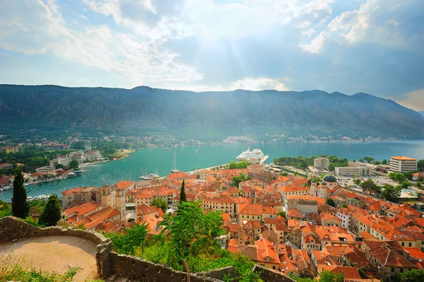 Ancient Kotor in sunset rays — Stock Photo, Image