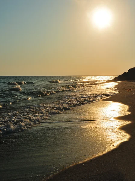 Sunlit beach — Stock Photo, Image