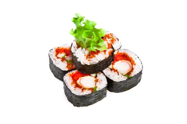 Yengeç eti ve balık yumurtası ile Maki sushi roll — Stok fotoğraf